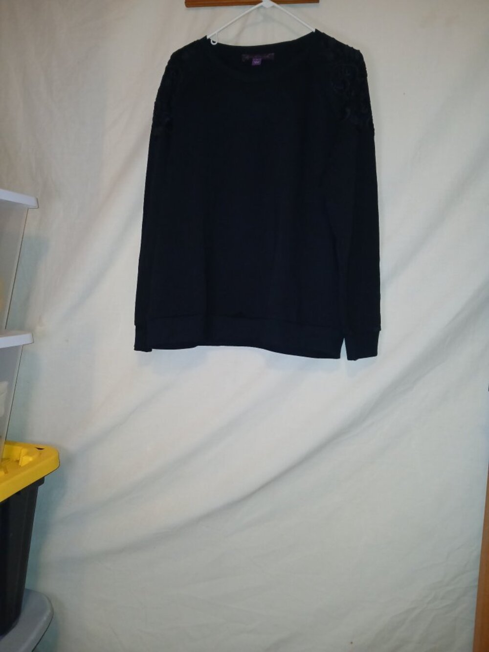 Gloria Vanderbilt Black Long-Sleeve Blouse with Textured Shoulder Details